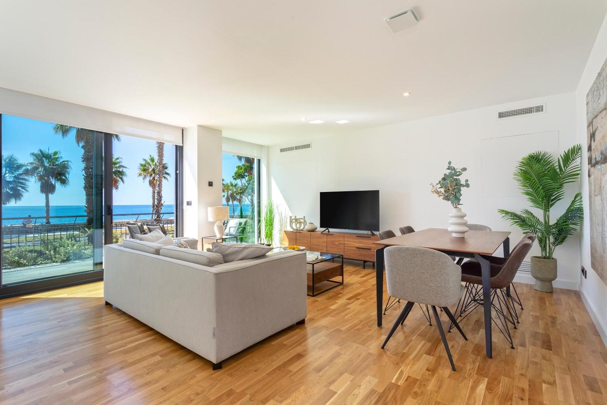 Malagueta Beach Front Luxury Apartment By Rent Me مالقة المظهر الخارجي الصورة
